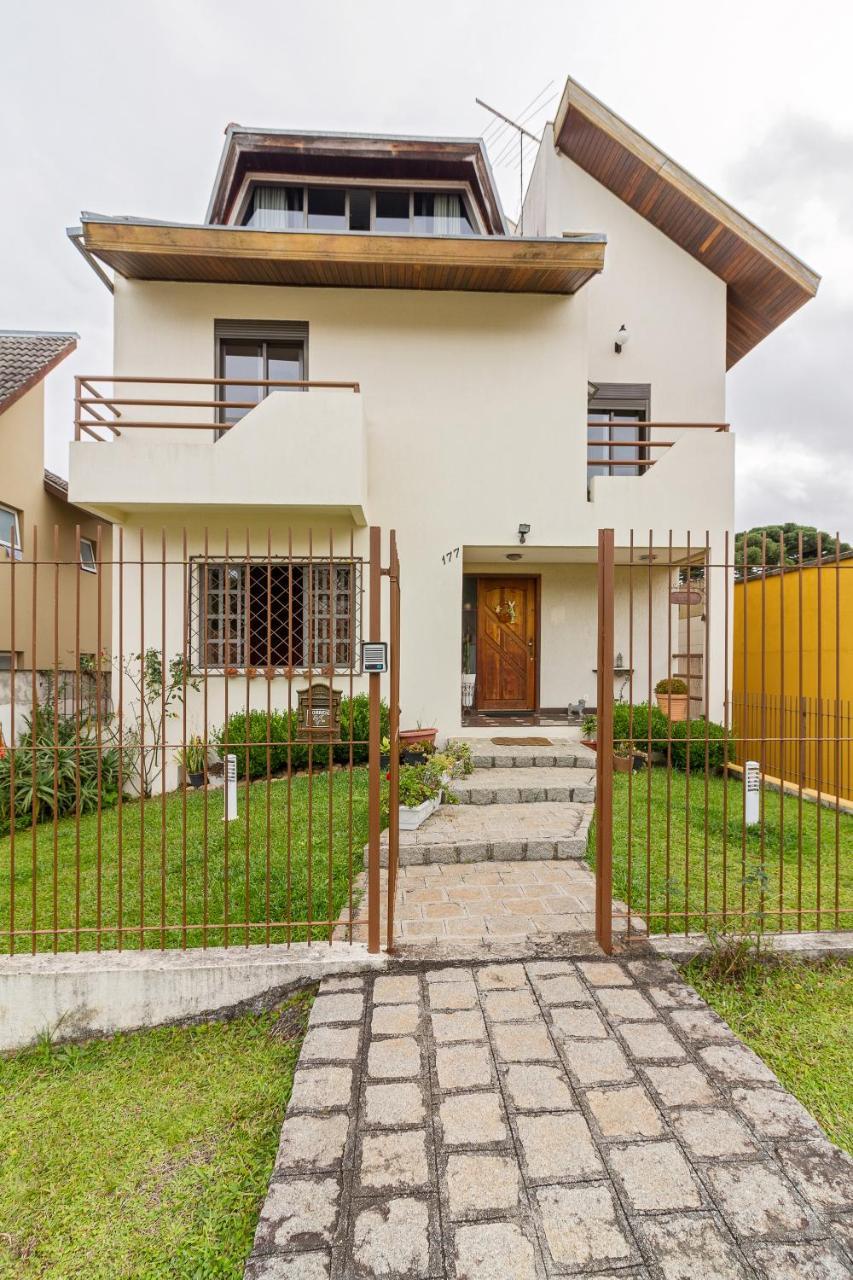 Hospedagem Three Little Birds Curitiba Exterior photo
